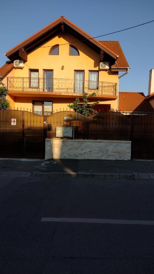 シビウCasa Ienciuアパートメント エクステリア 写真